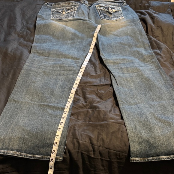 Vigoss Women's Classic Straight Leg Jeans - Blue - Picture 6 of 6